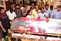 Celebs Pays Tribute to Super Star KrishnaCelebs Pays Tribute to Super Star Krishna